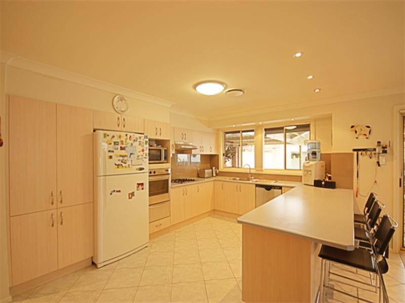 9 Gannon Close, Bradbury NSW 2560