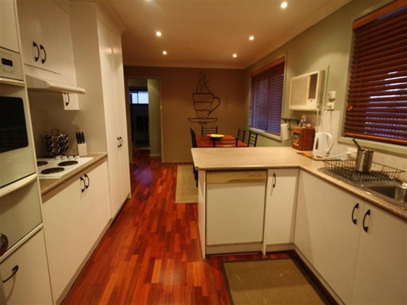 27 Trobriand Cresent, Glenfield NSW 2167