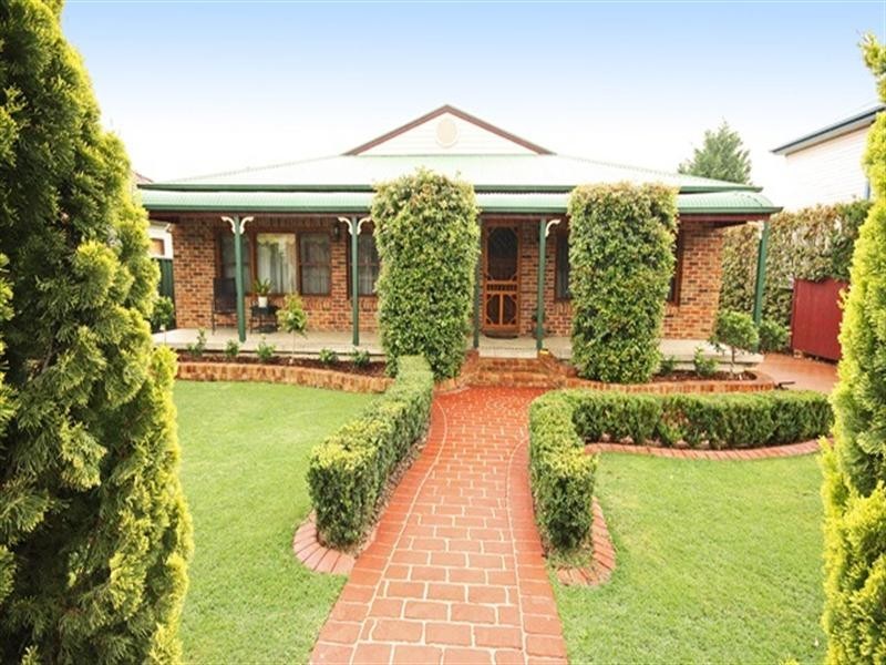 35 Harrington Street, Elderslie NSW 2570