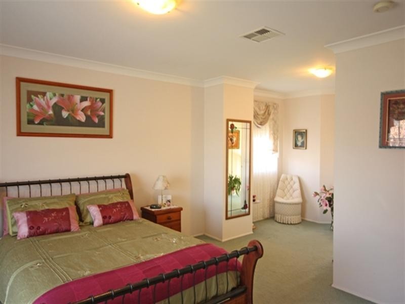 10 Clematis Place, Mount Annan NSW 2567