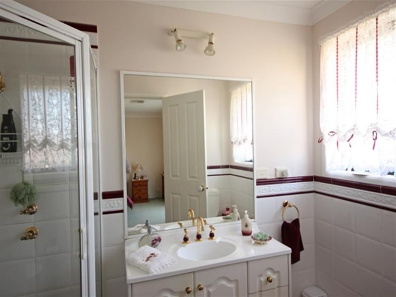 10 Clematis Place, Mount Annan NSW 2567