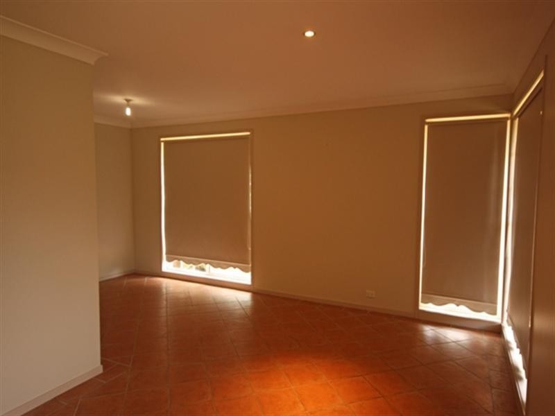 7 John hunter Grove, Mount Annan NSW 2567