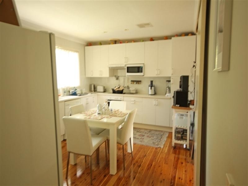 Ambarvale NSW 2560