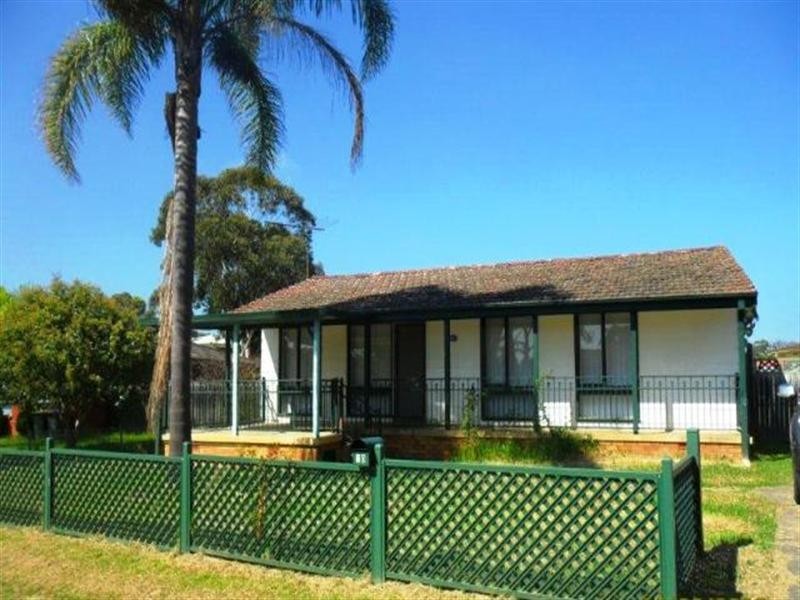 10 Creigan Road, Bradbury NSW 2560