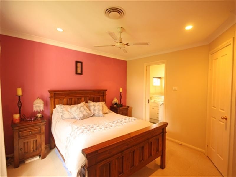 13 Veness Court, Narellan Vale NSW 2567