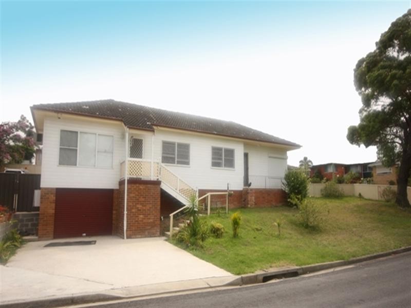 42 Mitchell Street, Campbelltown NSW 2560