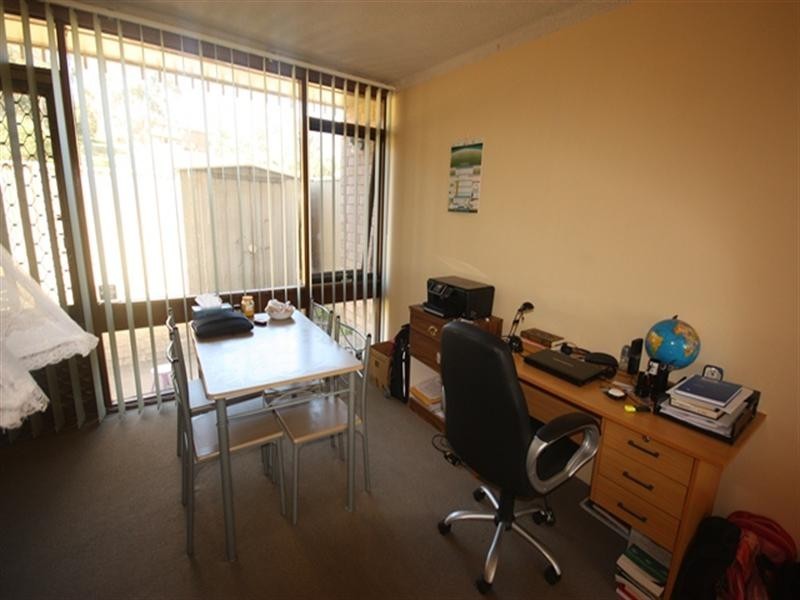 11/42 Woodhouse Drive, Ambarvale NSW 2560