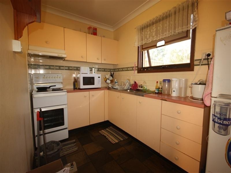 11/42 Woodhouse Drive, Ambarvale NSW 2560