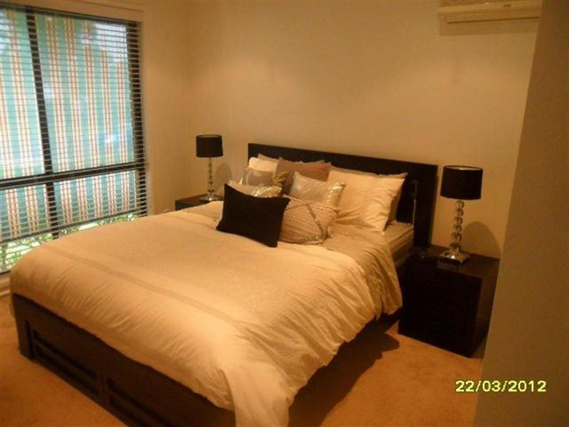 60 Amundsen Crescent, Leumeah NSW 2560