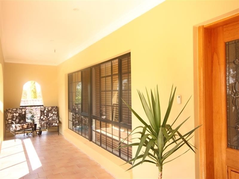 9 Barratt Avenue, Camden South NSW 2570