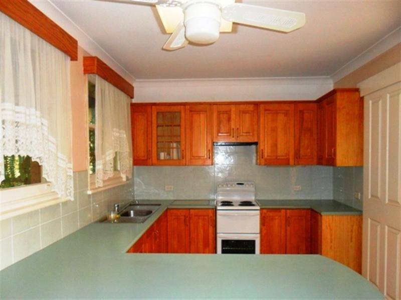 31 Edgar Street, Macquarie Fields NSW 2564