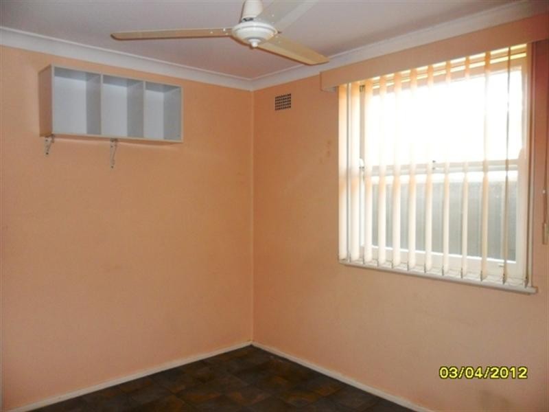 31 Edgar Street, Macquarie Fields NSW 2564