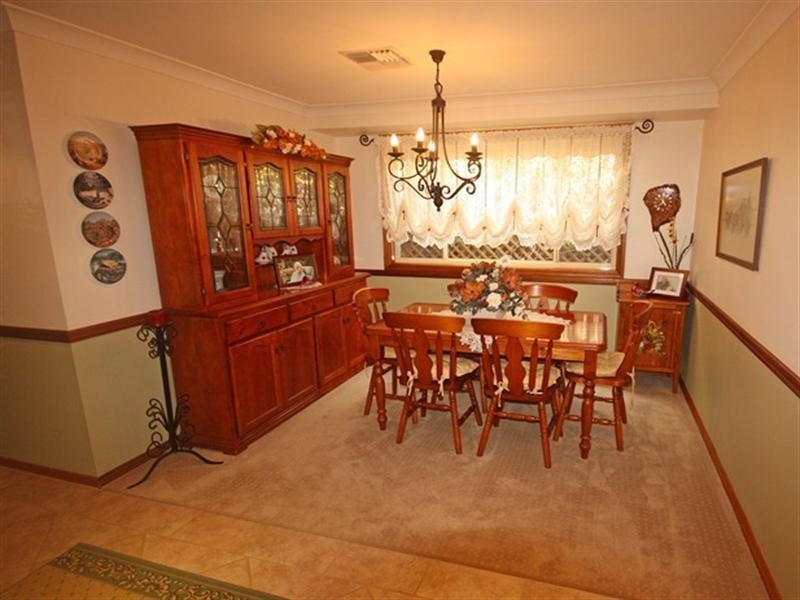 19 Chain-O-Ponds Road, Mount Annan NSW 2567
