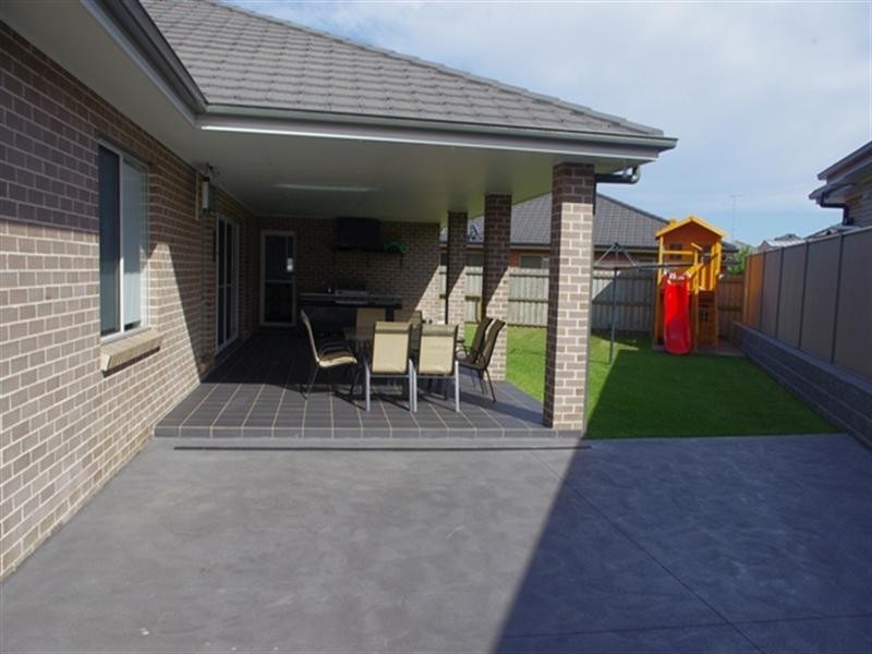 3 Dorset Street, Spring Farm NSW 2570