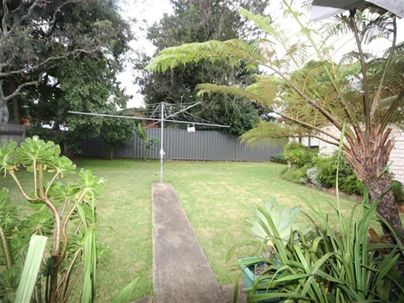 83 Kingsclaire Street, Leumeah NSW 2560