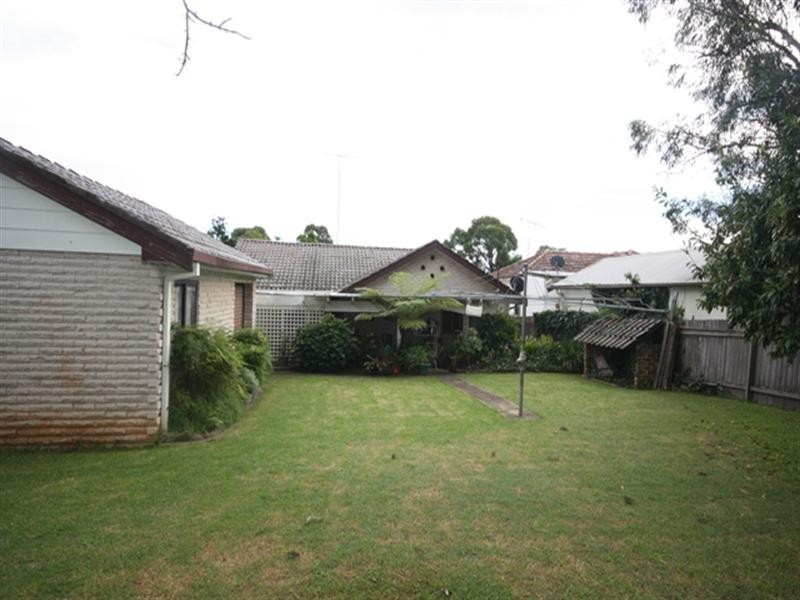 83 Kingsclaire Street, Leumeah NSW 2560