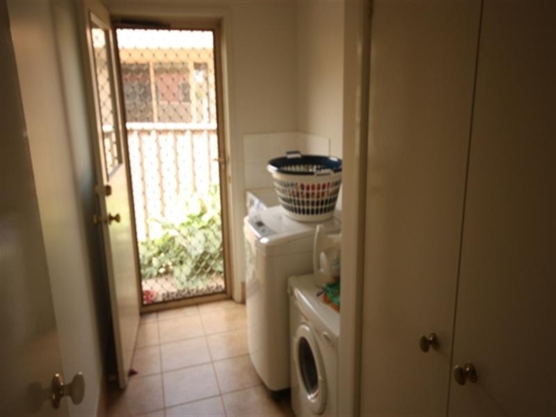 32 Stenhouse Drive, Mount Annan NSW 2567