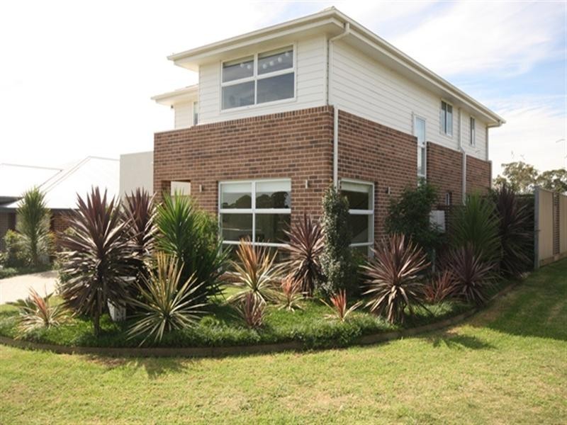 28 Franzman Avenue, Elderslie NSW 2570