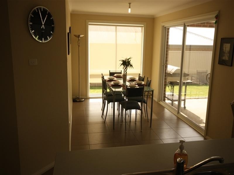 28 Franzman Avenue, Elderslie NSW 2570