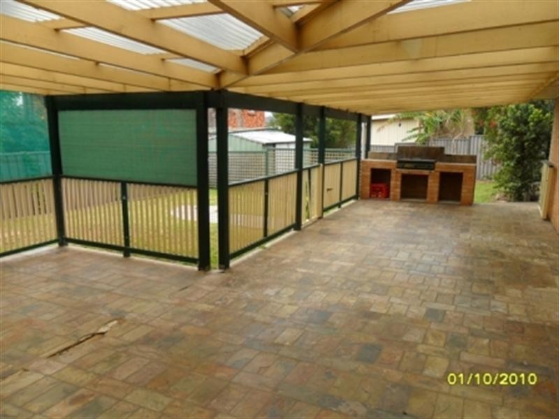 5 Chang Place, Kearns NSW 2558