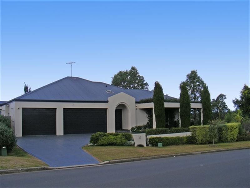 Macquarie Links NSW 2565