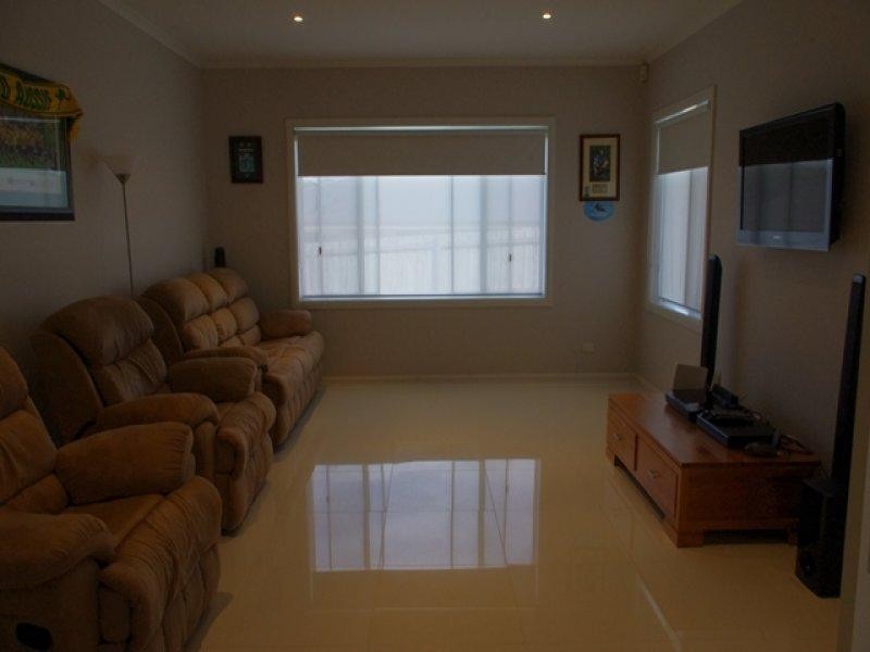 Spring Farm NSW 2570