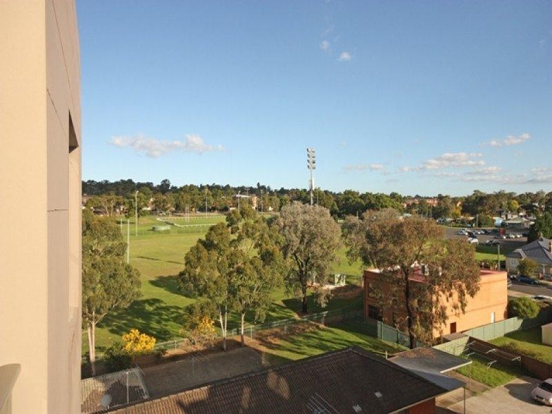 35/17-19 Warby Street, Campbelltown NSW 2560