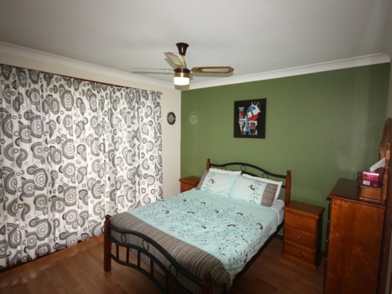 18 Chaperon Crescent, Minto NSW 2566