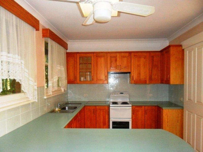 31 Edgar Street, Macquarie Fields NSW 2564