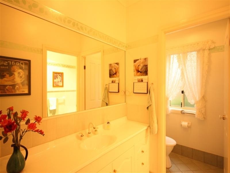 Glen Alpine NSW 2560