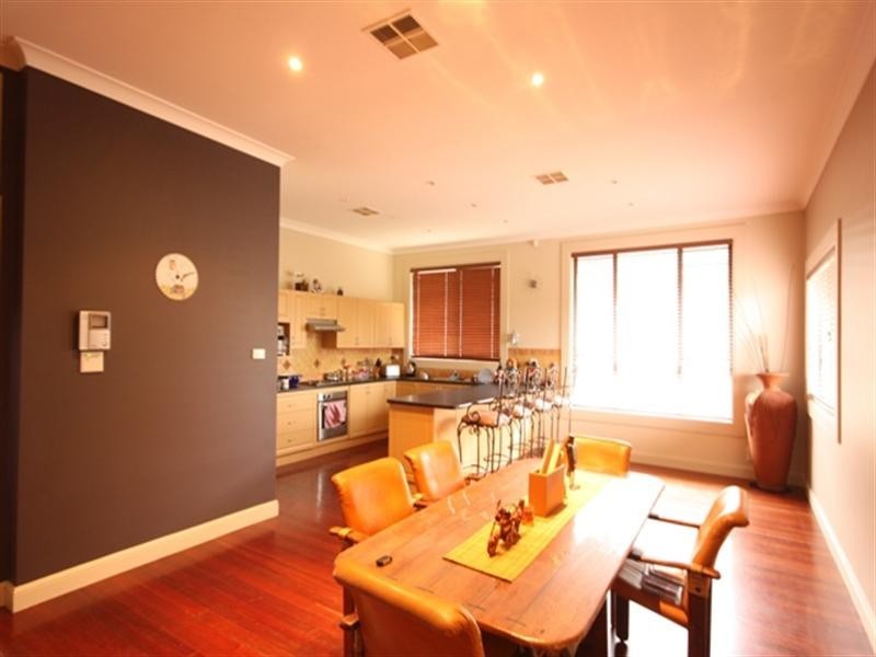 Glen Alpine NSW 2560