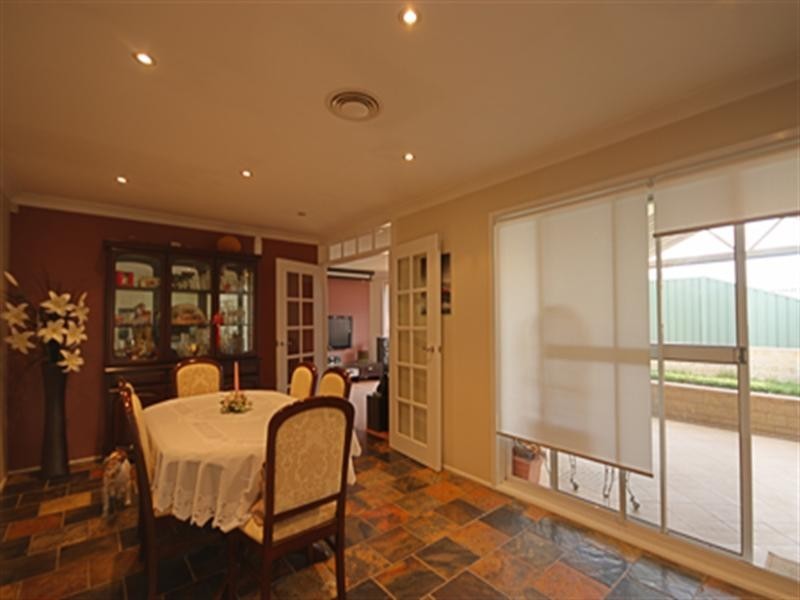 Glen Alpine NSW 2560