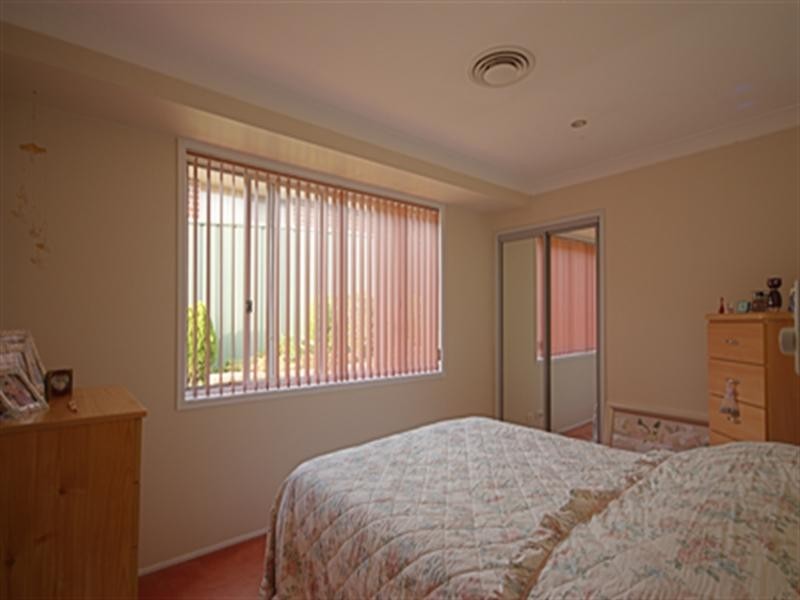 Glen Alpine NSW 2560