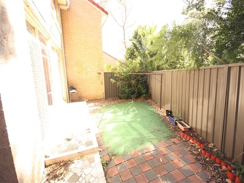 6/16 Cumberland Road, Ingleburn NSW 2565