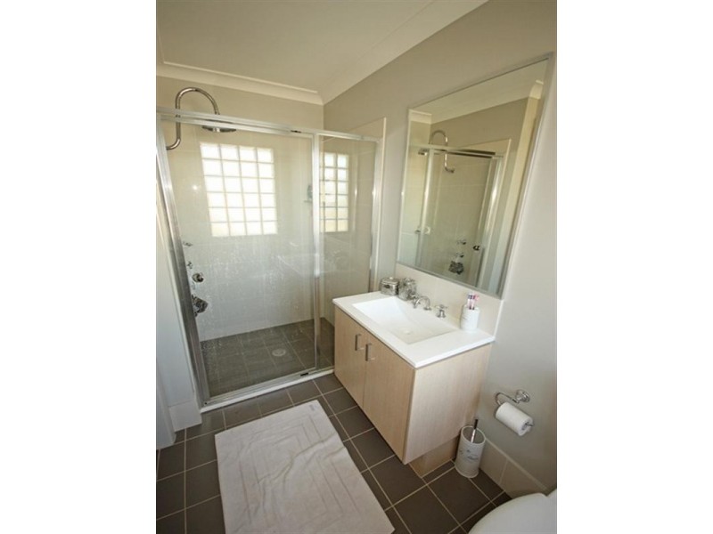 13 Bellona Terrace, Glenfield NSW 2167