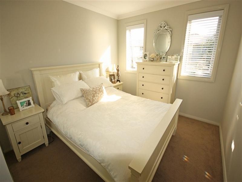 13 Bellona Terrace, Glenfield NSW 2167