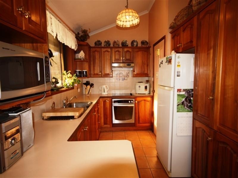 19 Ardrossan Crescent, St Andrews NSW 2566