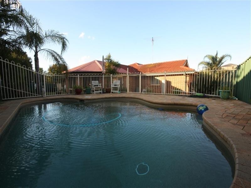 Glen Alpine NSW 2560