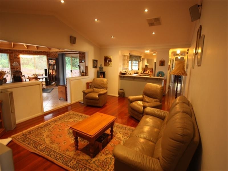 Glen Alpine NSW 2560