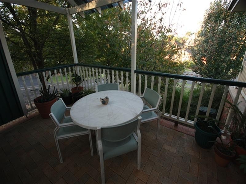 Glen Alpine NSW 2560