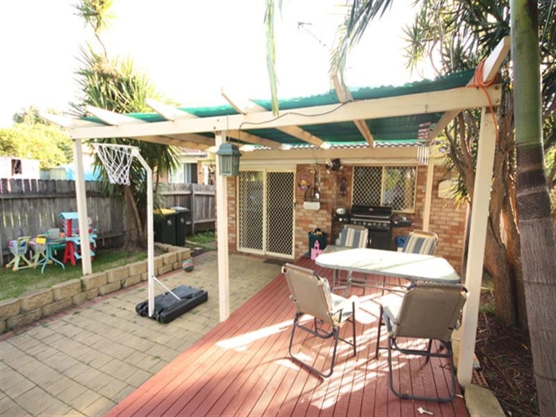 15a Porter Street, Minto NSW 2566