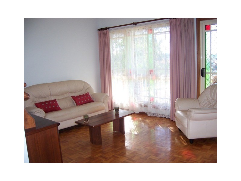 Glen Alpine NSW 2560