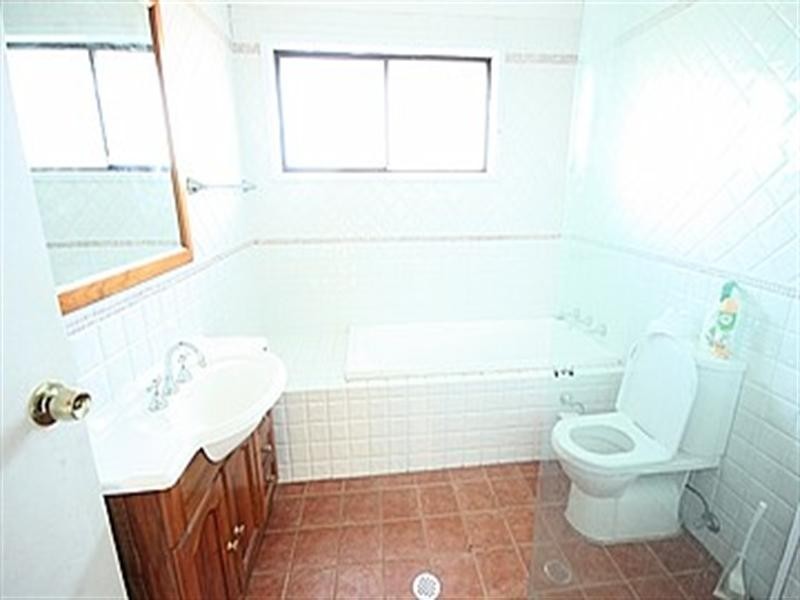 38 Harrow Road, Glenfield NSW 2167