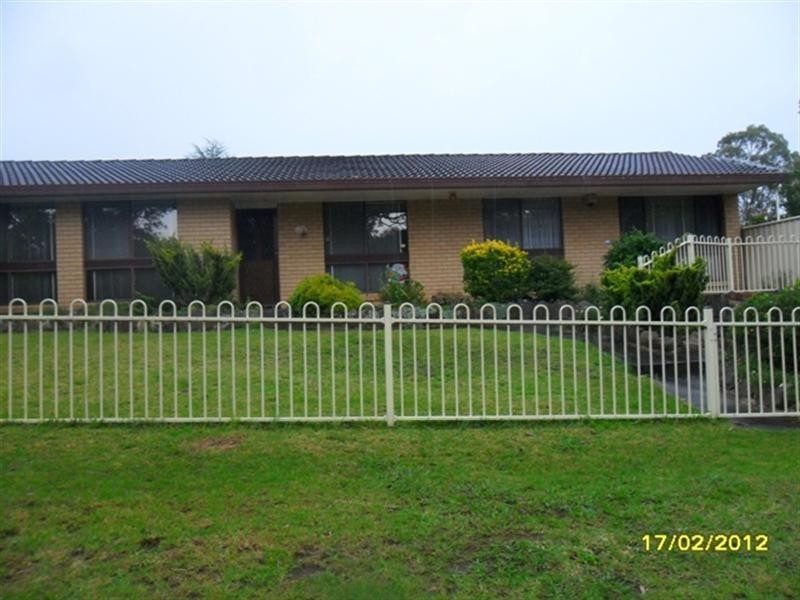 34 richmond Crescent, Campbelltown NSW 2560