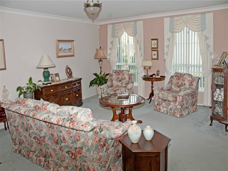 Glen Alpine NSW 2560