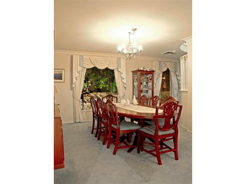 Glen Alpine NSW 2560