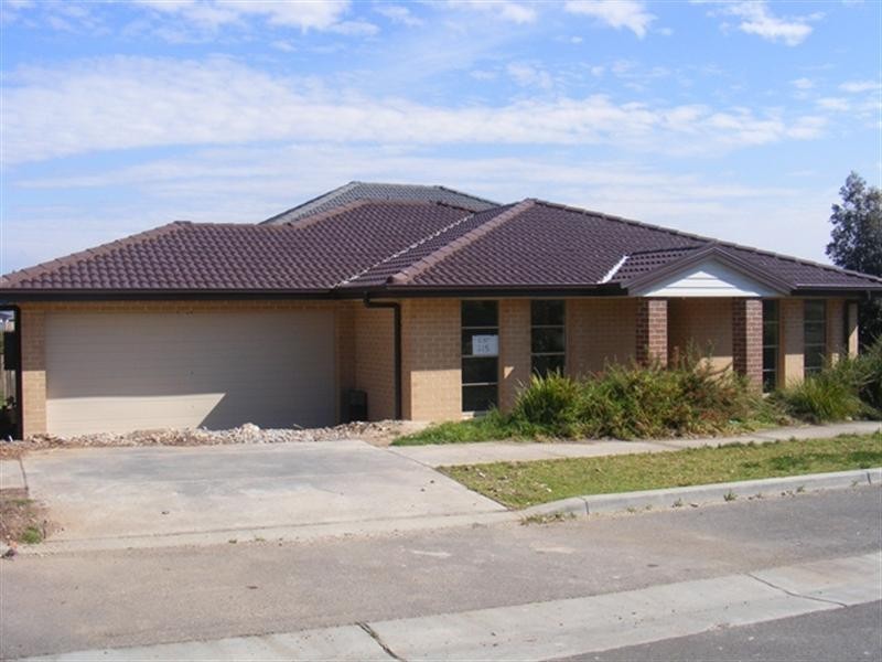 31 Currethers Place, Minto NSW 2566