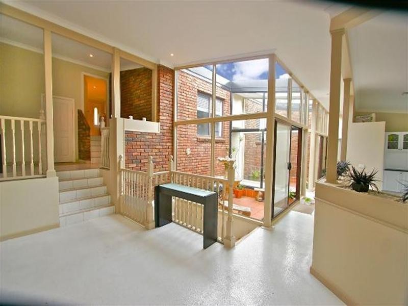 Glen Alpine NSW 2560