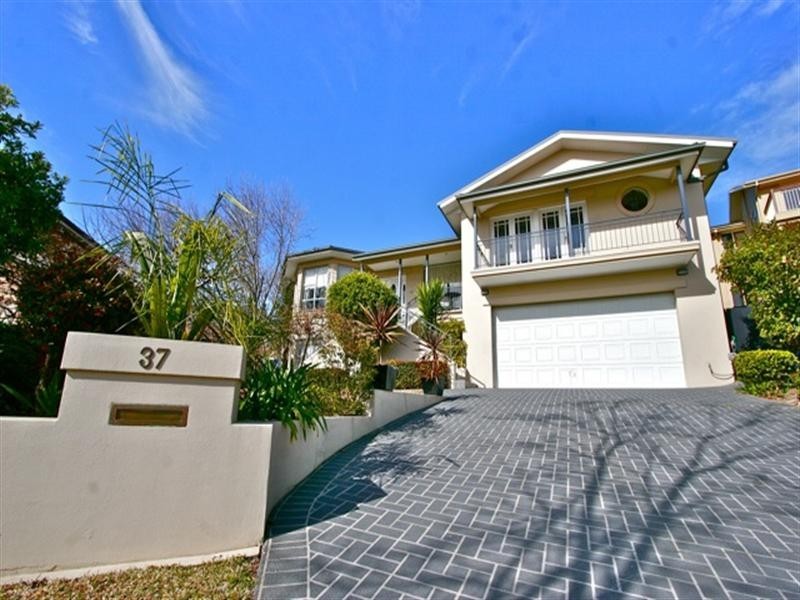 Glen Alpine NSW 2560