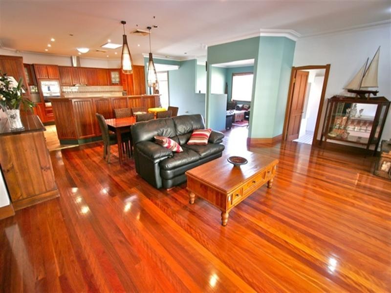 Glen Alpine NSW 2560